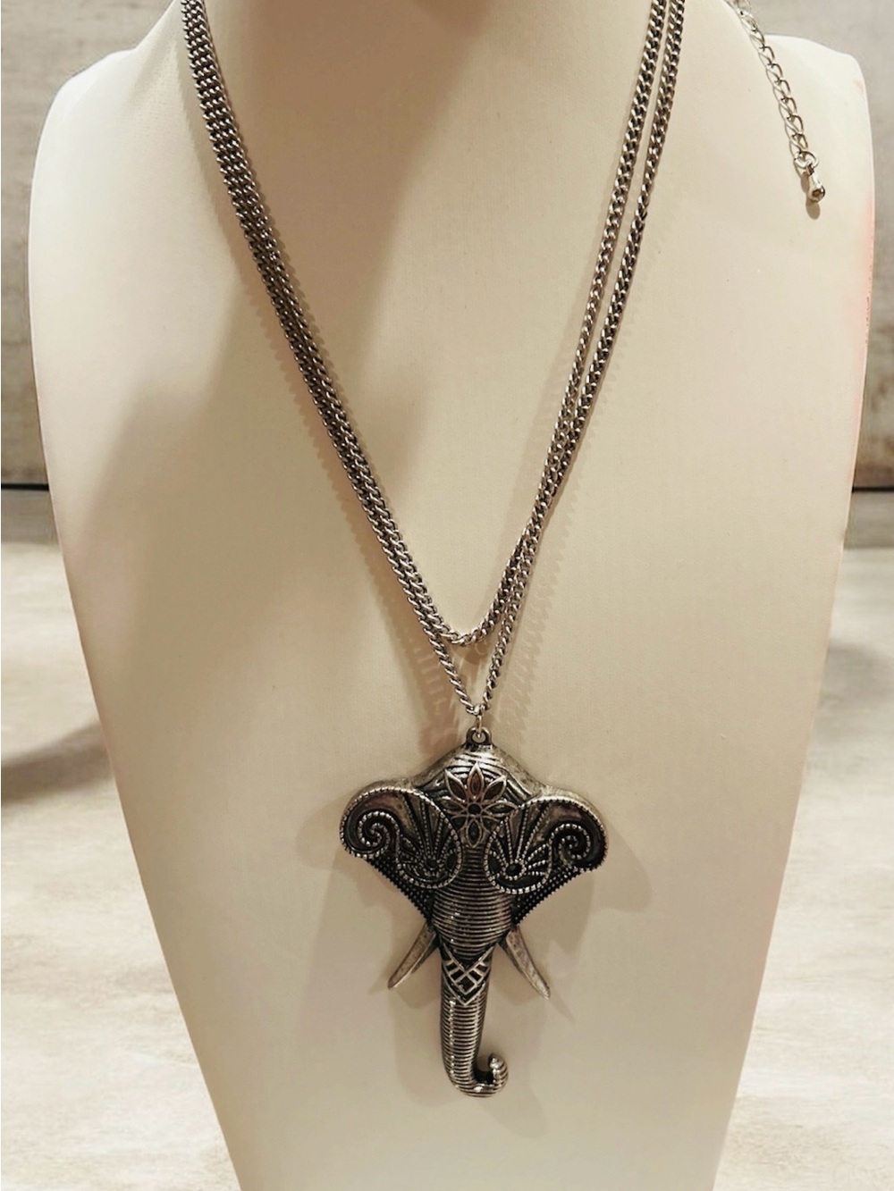 Silver Elephant Pendant Necklace - Women's Jewelry